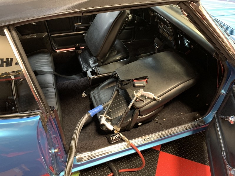 How to use 303 Aerospace Protectant to Restore Vinyl Seats Mike Phillips