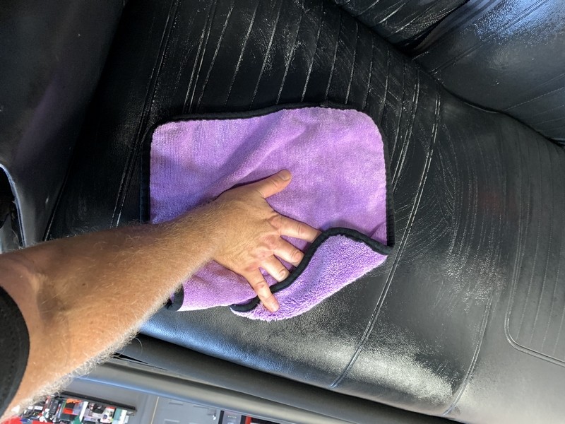 How to use 303 Aerospace Protectant to Restore Vinyl Seats Mike Phillips