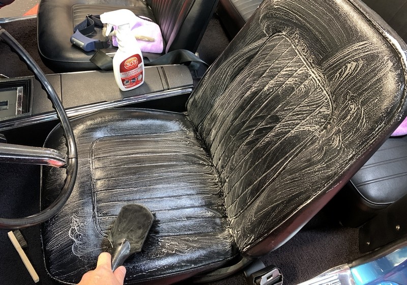 How to use 303 Aerospace Protectant to Restore Vinyl Seats Mike Phillips