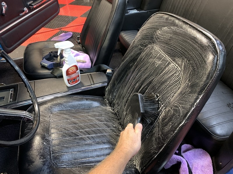 How to use 303 Aerospace Protectant to Restore Vinyl Seats Mike Phillips