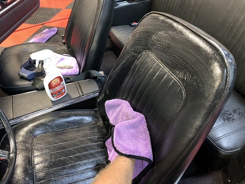 How to use 303 Aerospace Protectant to Restore Vinyl Seats Mike Phillips
