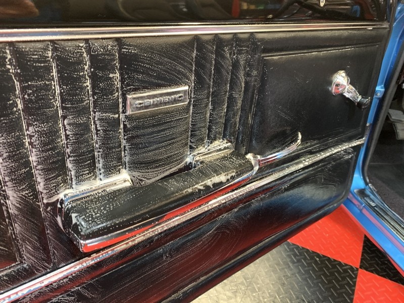 How to use 303 Aerospace Protectant to Restore Vinyl Seats Mike Phillips