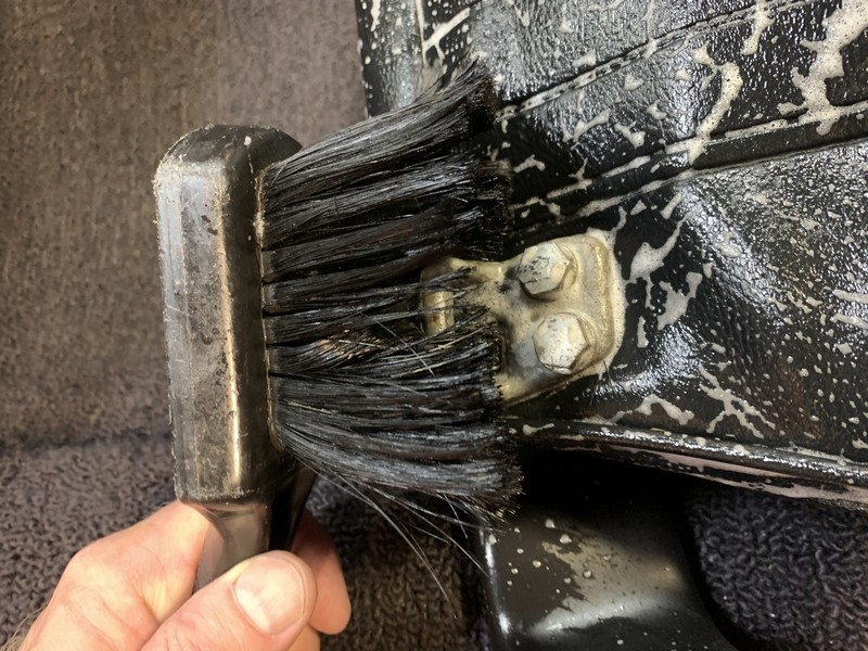 How to use 303 Aerospace Protectant to Restore Vinyl Seats Mike Phillips
