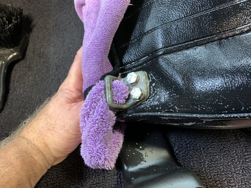 How to use 303 Aerospace Protectant to Restore Vinyl Seats Mike Phillips