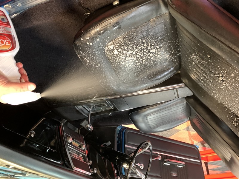 How to use 303 Aerospace Protectant to Restore Vinyl Seats Mike Phillips