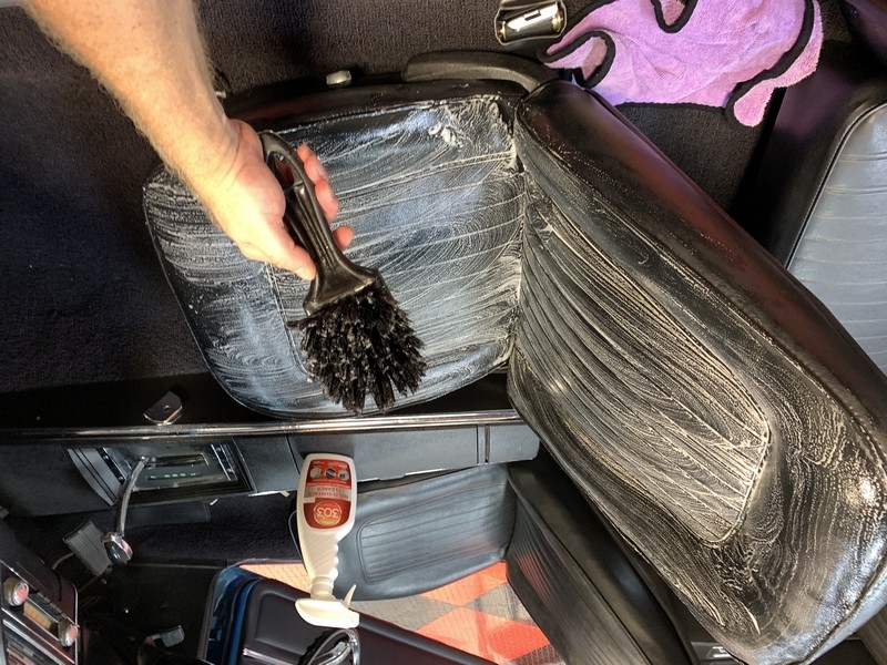 How to use 303 Aerospace Protectant to Restore Vinyl Seats Mike Phillips
