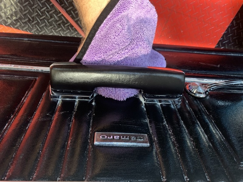 How to use 303 Aerospace Protectant to Restore Vinyl Seats Mike Phillips