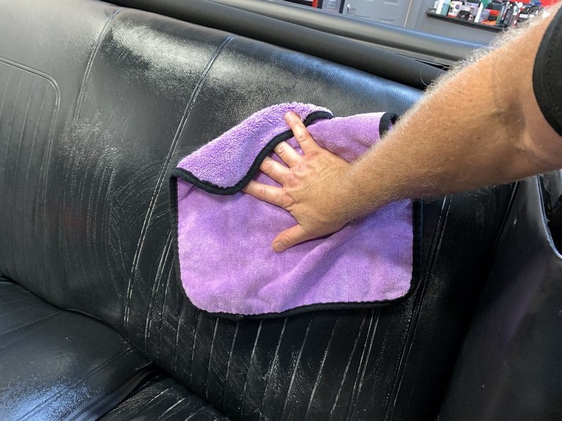 How to use 303 Aerospace Protectant to Restore Vinyl Seats Mike Phillips