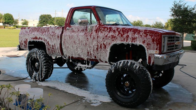 How to use a foam gun to wash your car Mike Phillips