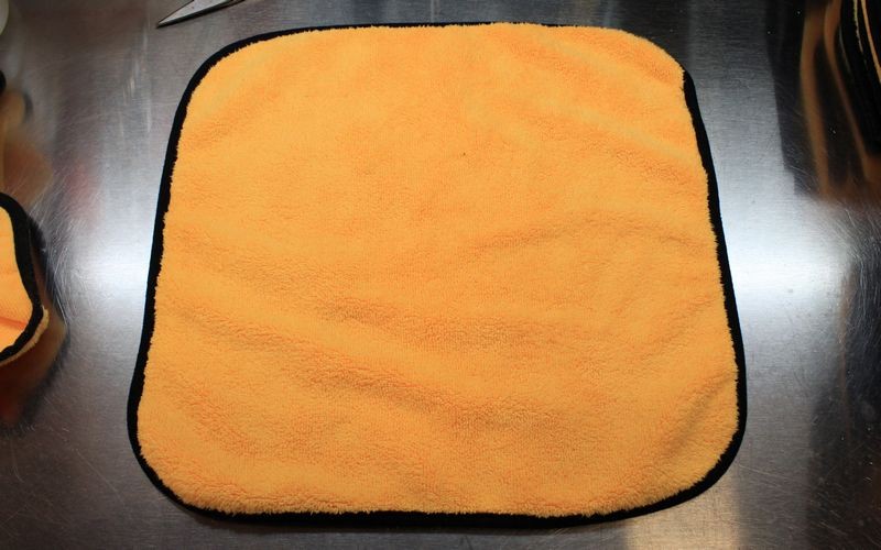 Inspect your microfiber towels when detailing cars