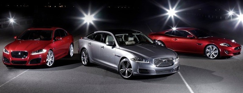 Jaguar-XFR_2012_800x600_wallpaper_0f