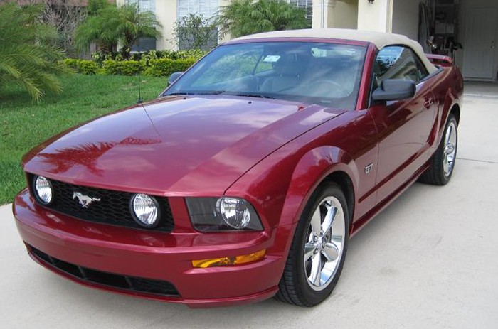 Jeff's 2006 Mustang with EXO on it