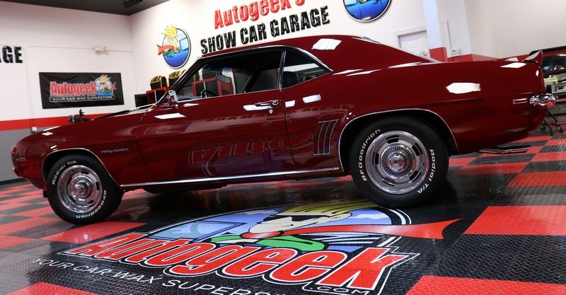 Jewel of a Camaro - Dont touch - Wet Paint