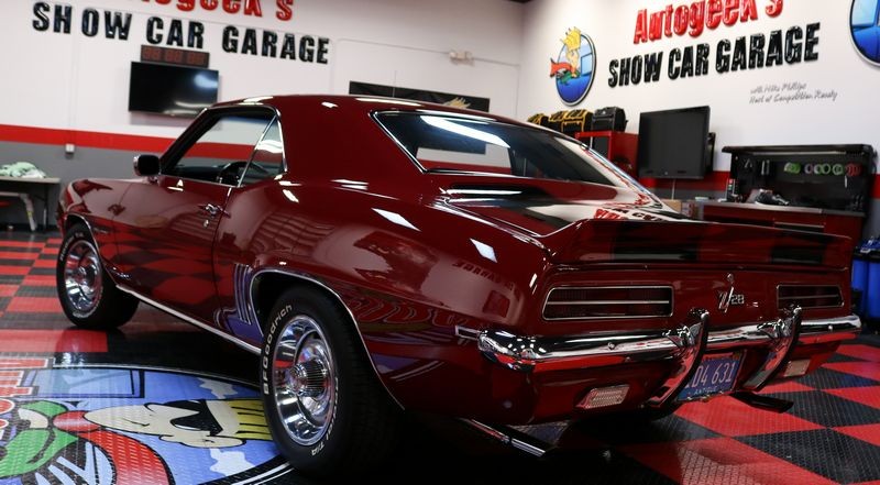 Jewel of a Camaro - Dont touch - Wet Paint