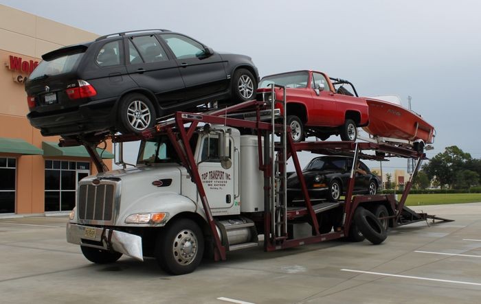 Jimmy and Starline Deville arrive into Florida