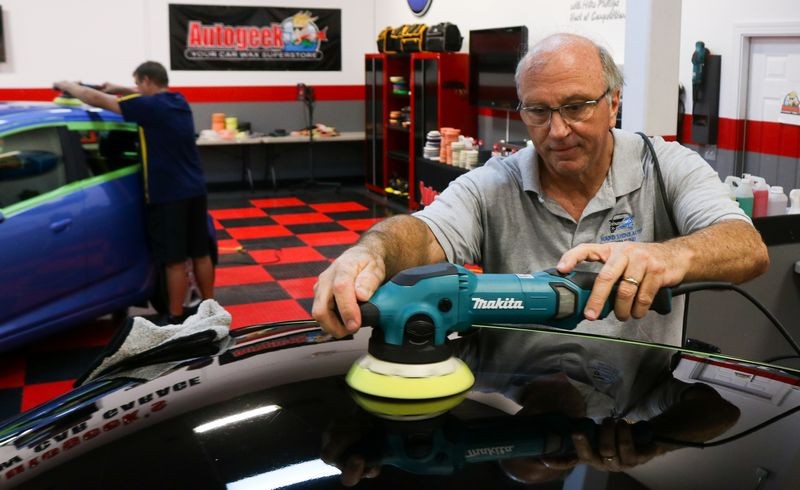 Learn to detail cars for money mike phillips Autogeek