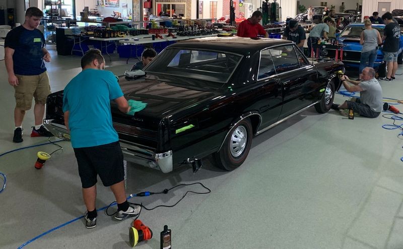 Learn to detail cars for spare cash mike phillips