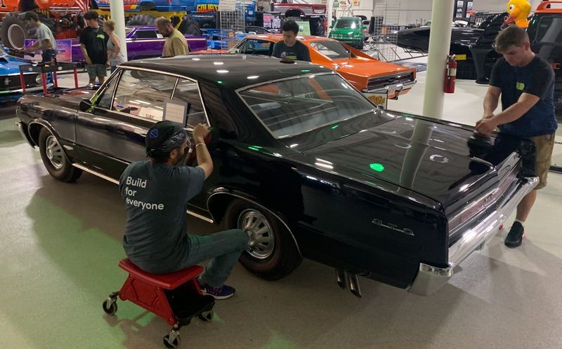 Learn to detail cars for spare cash mike phillips