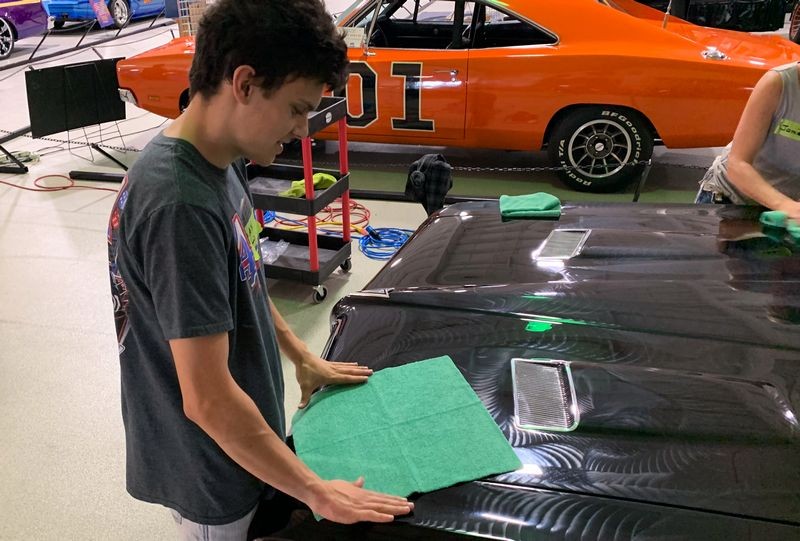 Learn to detail cars for spare cash mike phillips