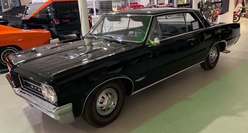 Learn to detail cars for spare cash mike phillips