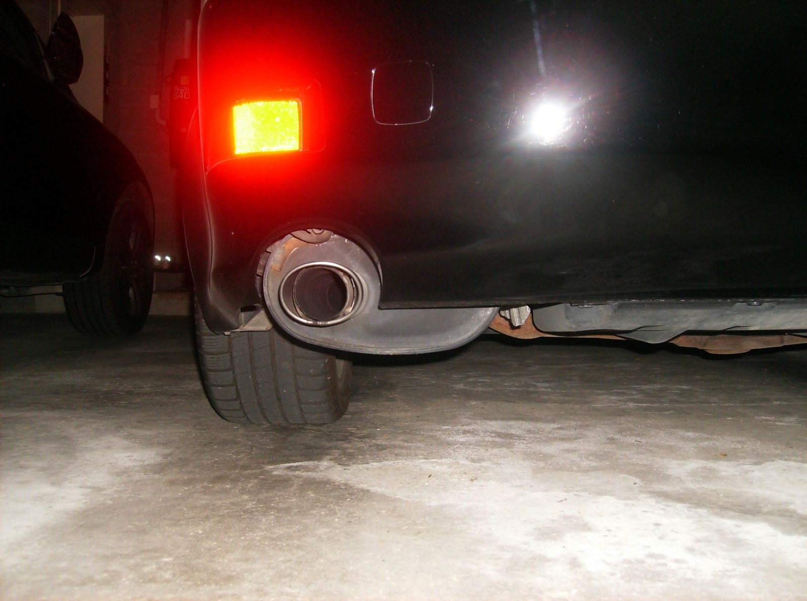 left exhaust