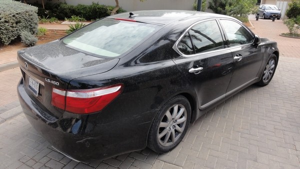 Lexus LS 460 Black polish, wax, detailing by Sharkpolitur