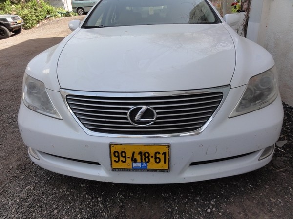 Lexus LS 460 Headlights Restoration + Detailing White Pearl