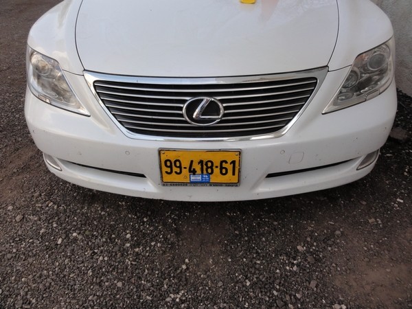 Lexus LS 460 Headlights Restoration + Detailing White Pearl