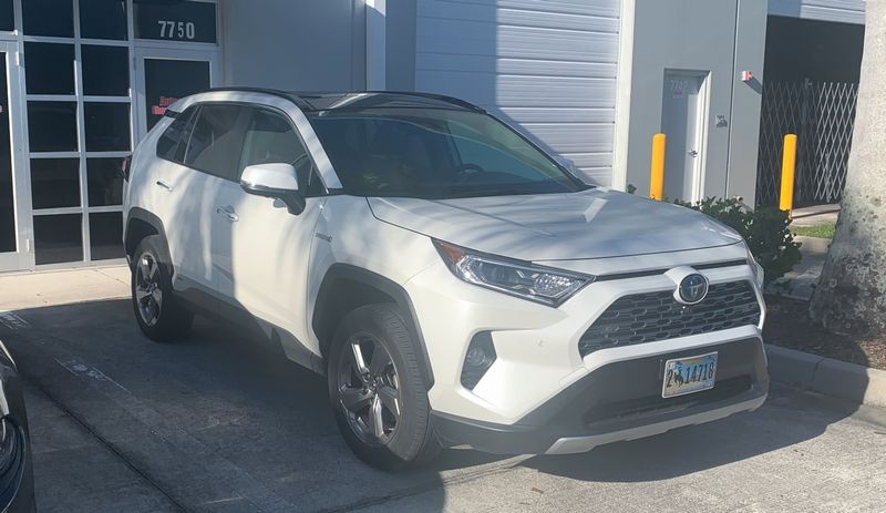LIVE Detailing Class 2019 Toyota RAV4 303 Graphene