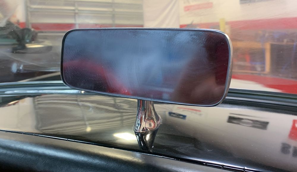 Machine Sanding Polishing Glass Windshields Mike Phillips