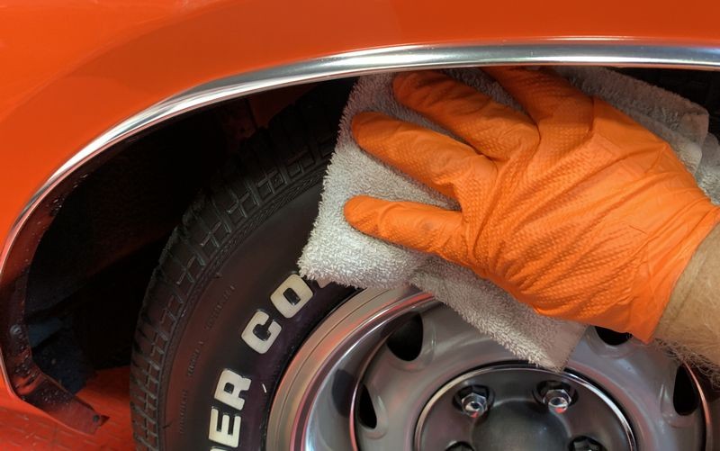 Machine Tire Scrubbing 1971 Charger Mike Phillips