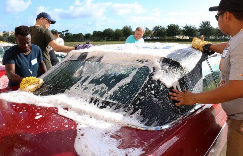 Make money detailing cars mike phillips autogeek