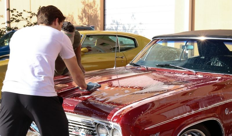 Make money detailing cars mike phillips autogeek