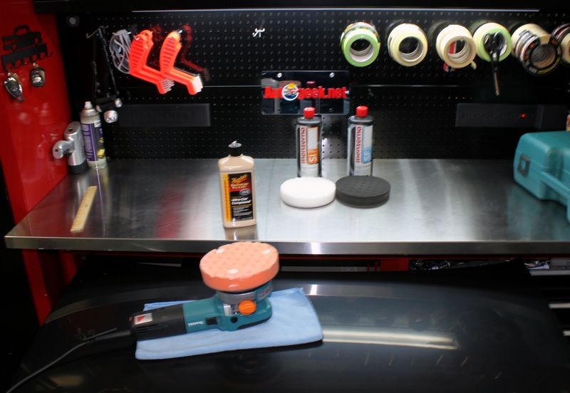Makita BO6040 Removing Sanding Marks with Mike Phillips