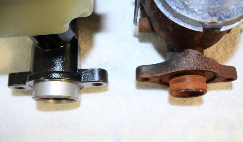 Master_cylinder_03