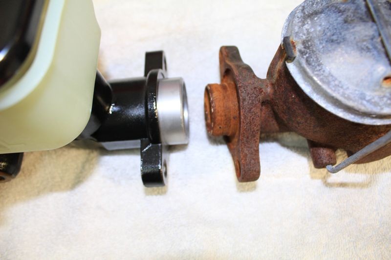 Master_cylinder_04