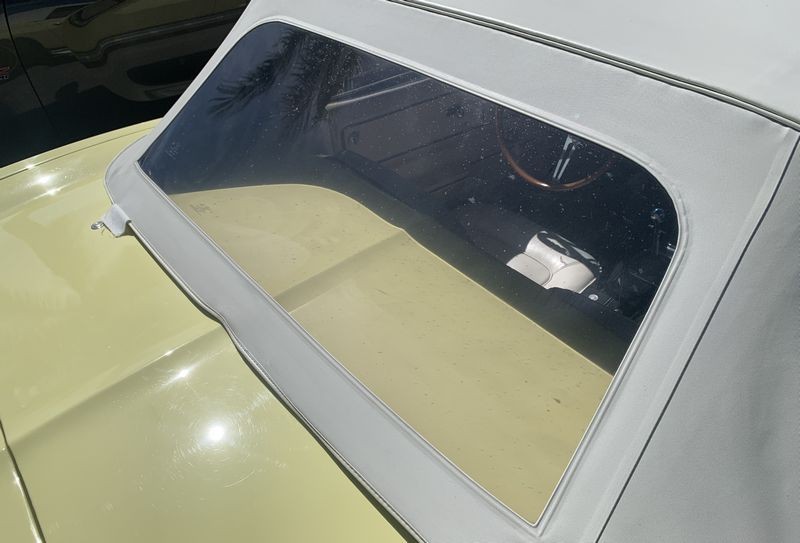 Mellow Yellow 2-door Chevy Dr. Beasleys Z1 Corrected Sealed 1965 Corvette