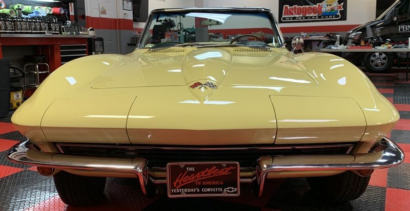 Mellow Yellow 2-door Chevy Dr. Beasleys Z1 Corrected Sealed 1965 Corvette