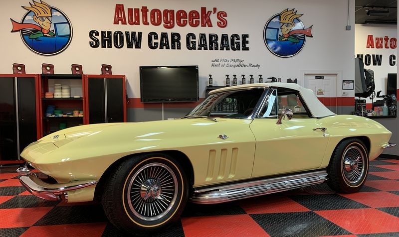 Mellow Yellow 2-door Chevy Dr. Beasleys Z1 Corrected Sealed 1965 Corvette