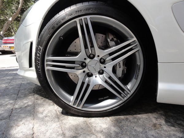 Mercedes Benz SL 63 AMG Detailing by Sharkpolitur
