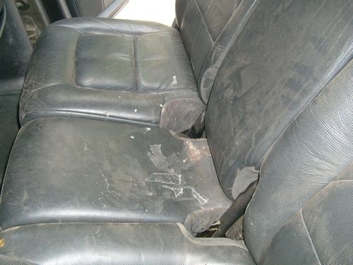 Middle Seats close-up before