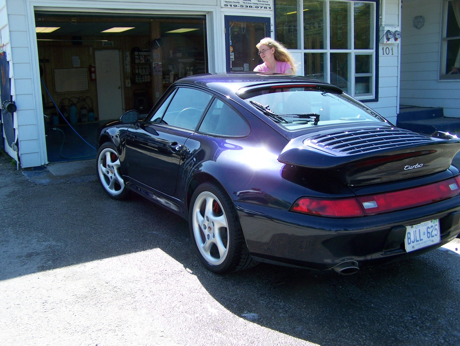 Midnight blue porsche