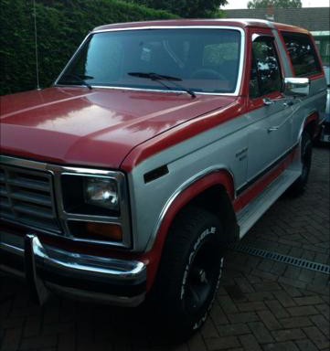 Mike Phillips teaching detailing classes in London at Waxstock