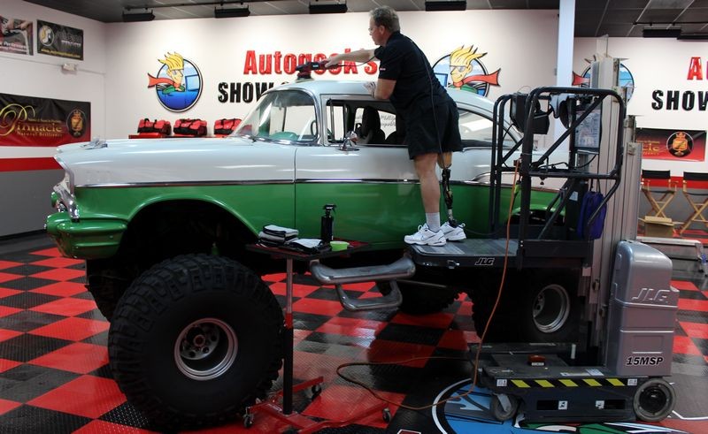 Monster 4x4 1957 Chevy Bel Air