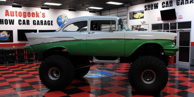Monster 4x4 1957 Chevy Bel Air