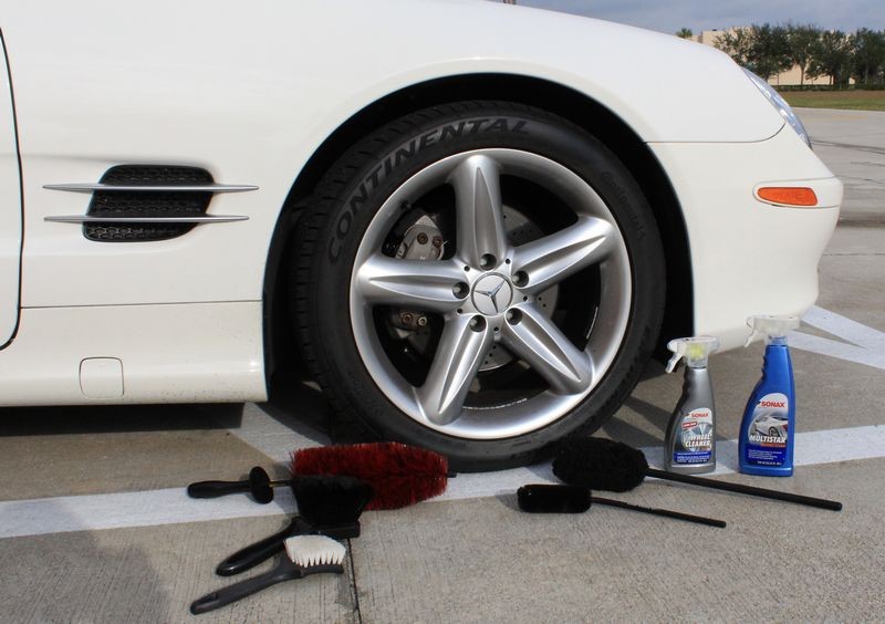 Must have tools to detail a car Mike Phillips Autogeek