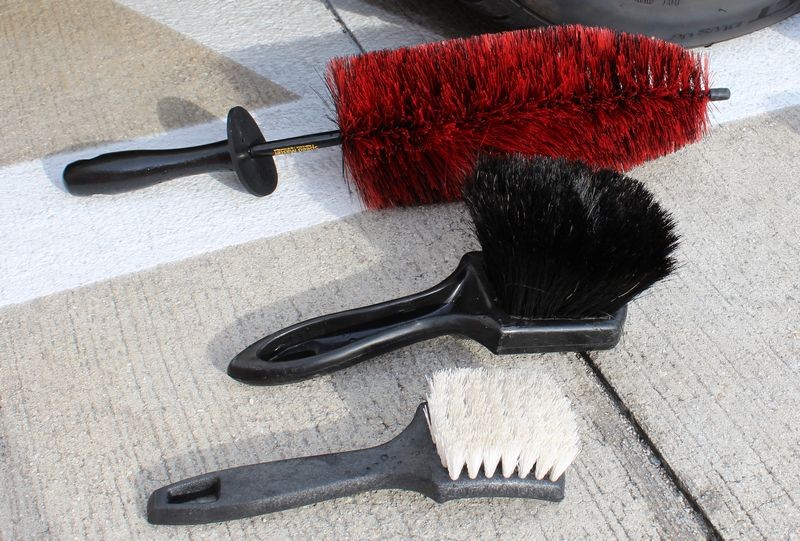 Must have tools to detail a car Mike Phillips Autogeek