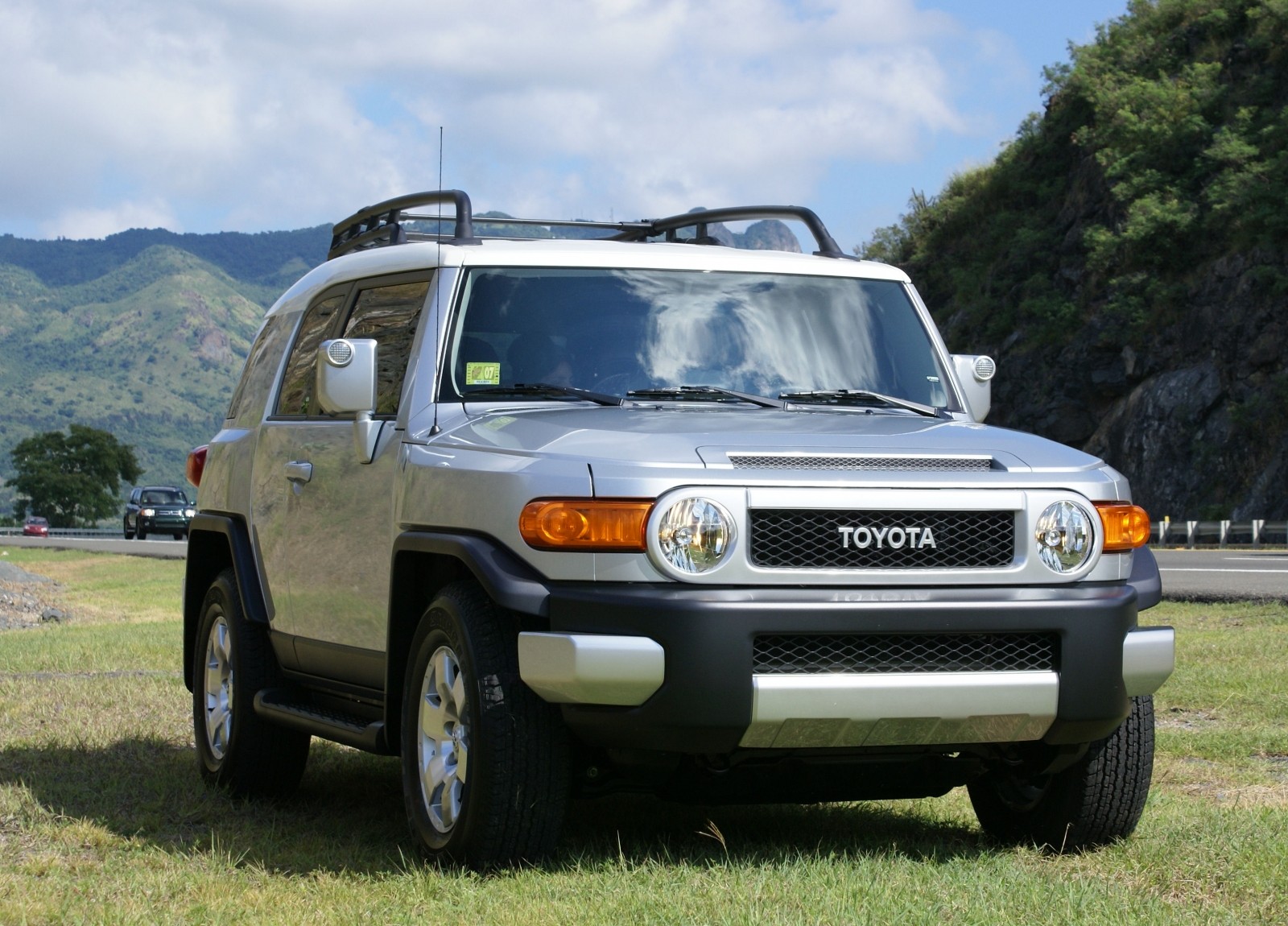 MY FIRST FJ 4X2    2007