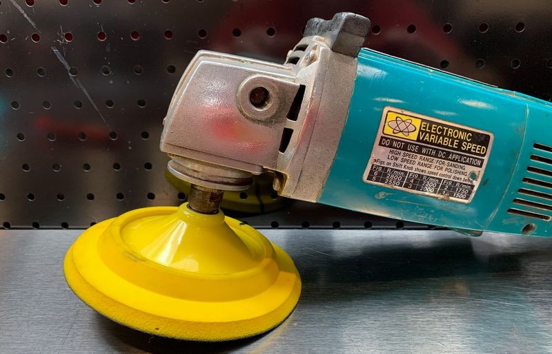 My first rotary buffer Makita 9207SPC Mike Phillips