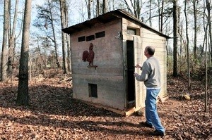 outhouse-wipe